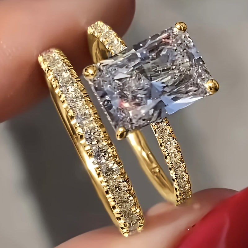 Elegant 2-Piece Classic Zirconia Engagement & Wedding Band Set