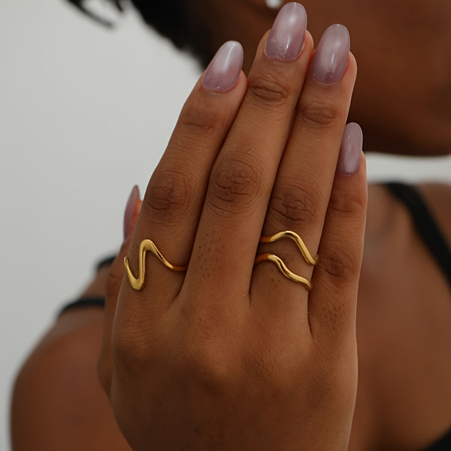 Minimal Design Wave-Style Gold Adjustable Ring Set