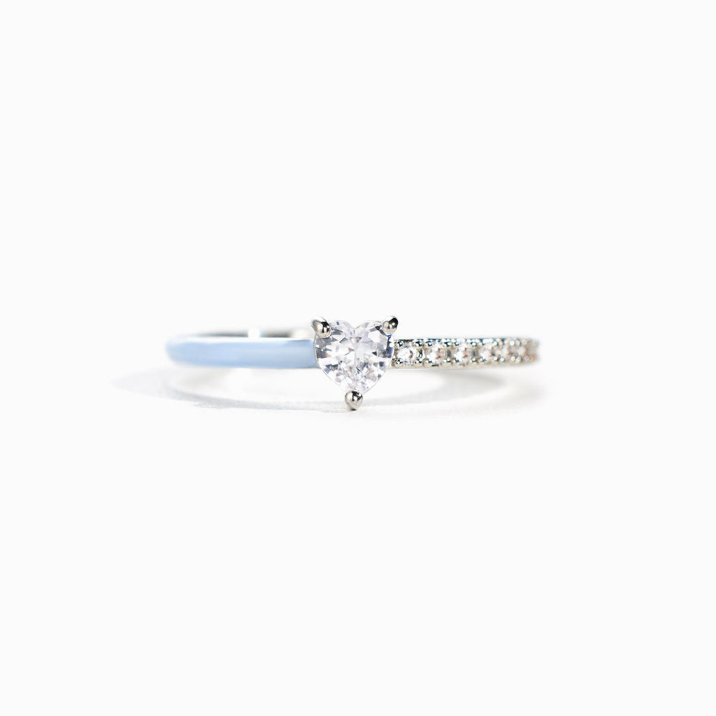Timeless Heart-Cut Half Enamel Ring
