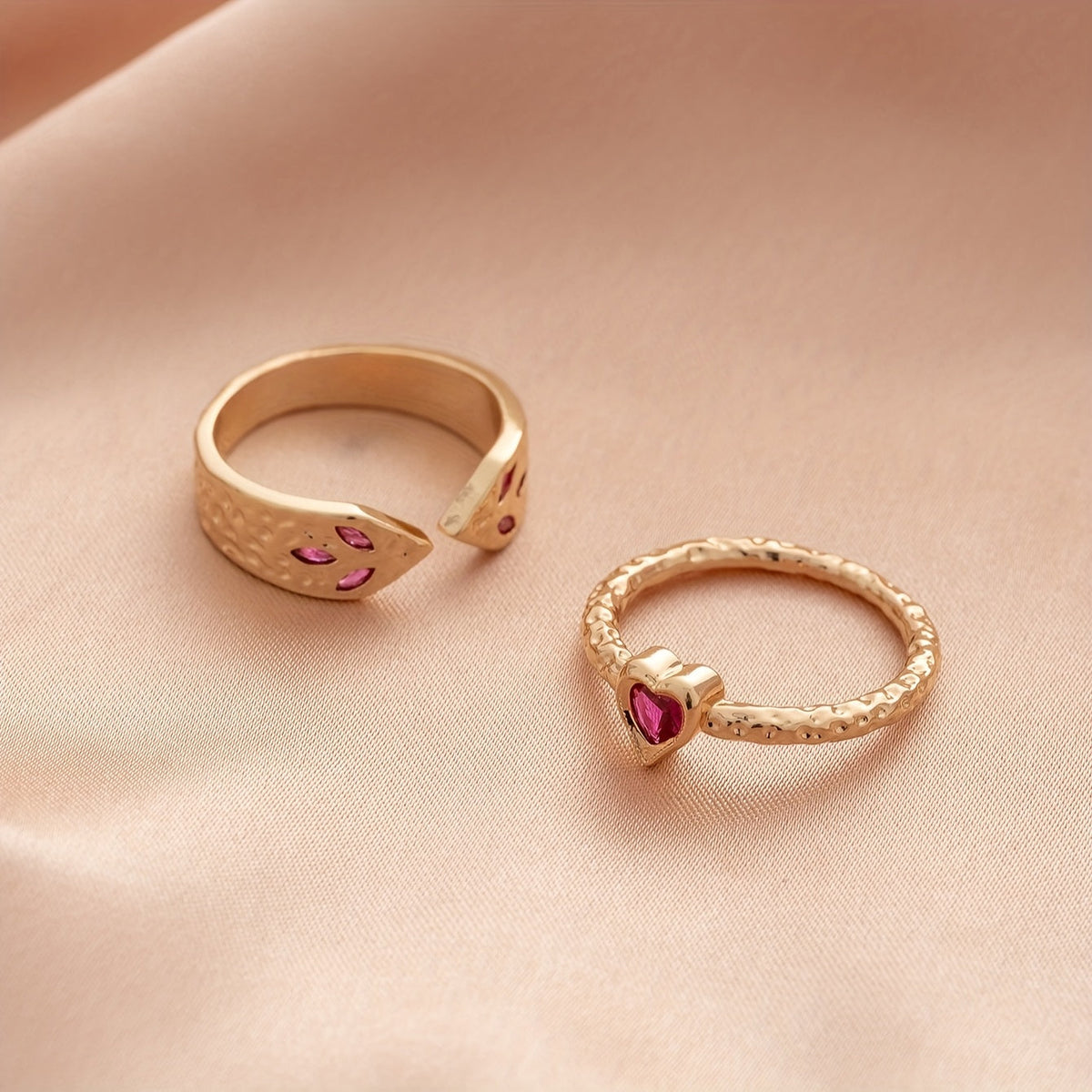 Vintage Rose Pink Zirconia Snake Pattern Heart Ring Set