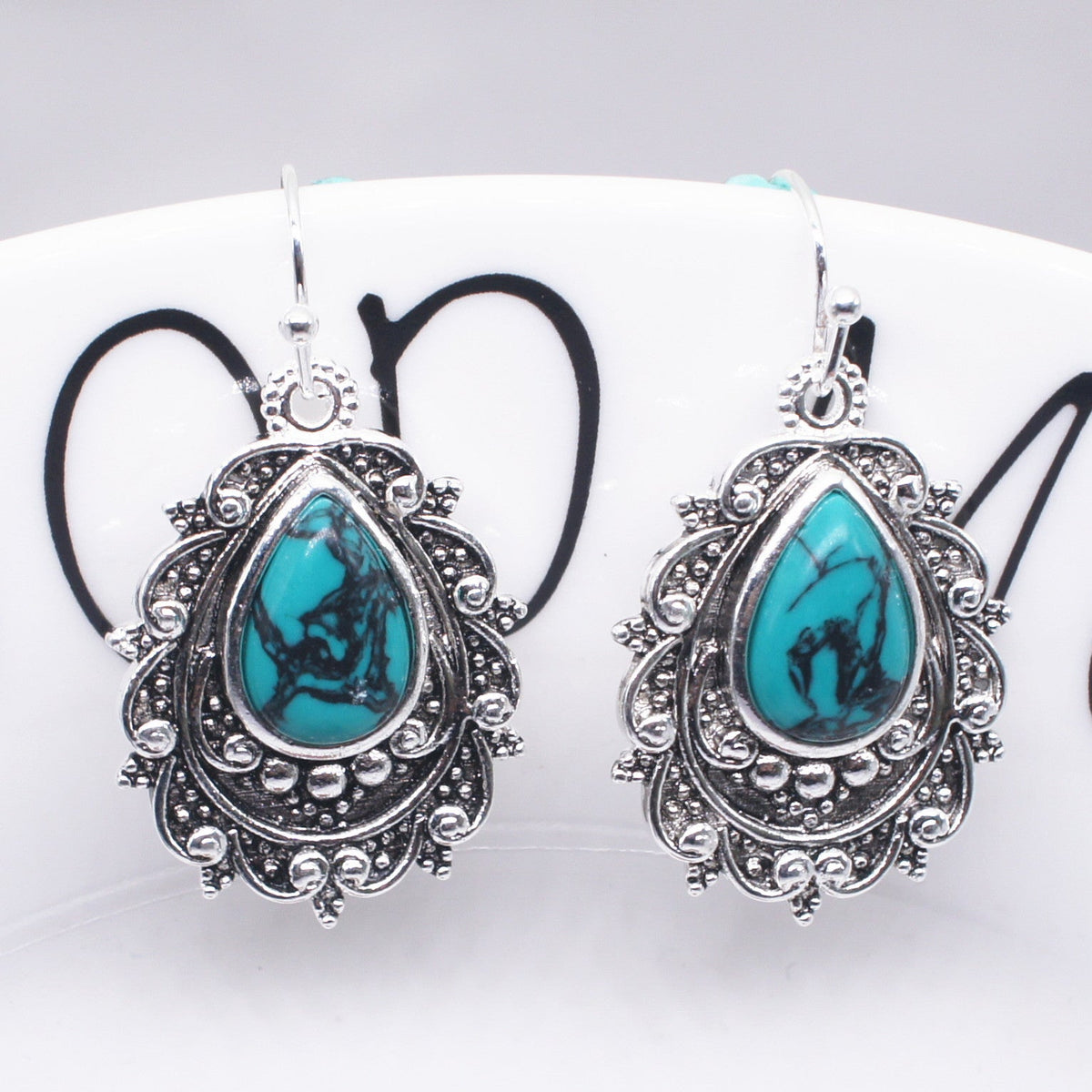 Bohemian Vintage Style Filigree Turquoise Pendant Earrings