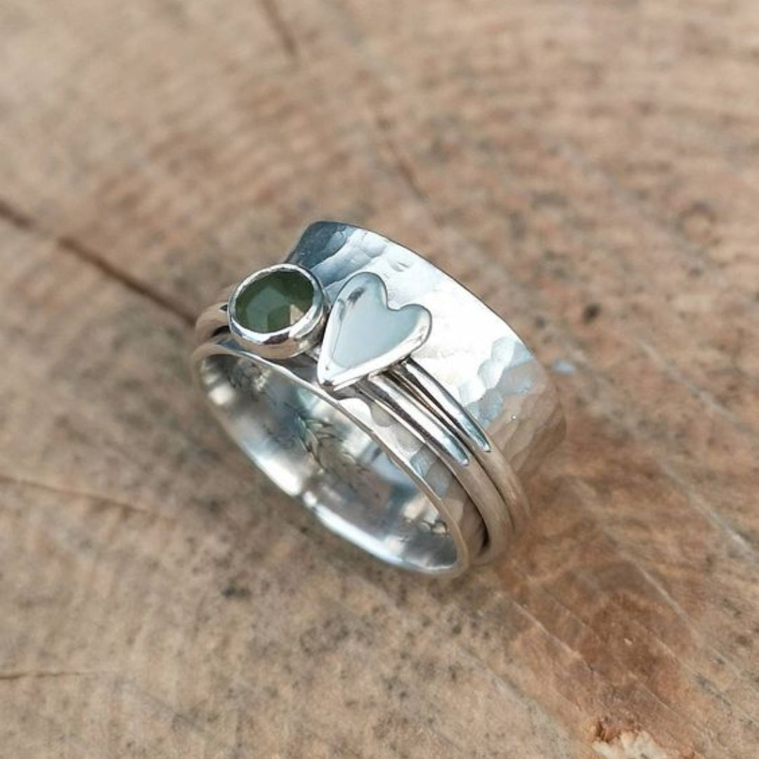 Vintage Heart & Green Stone Silver Artisan Ring