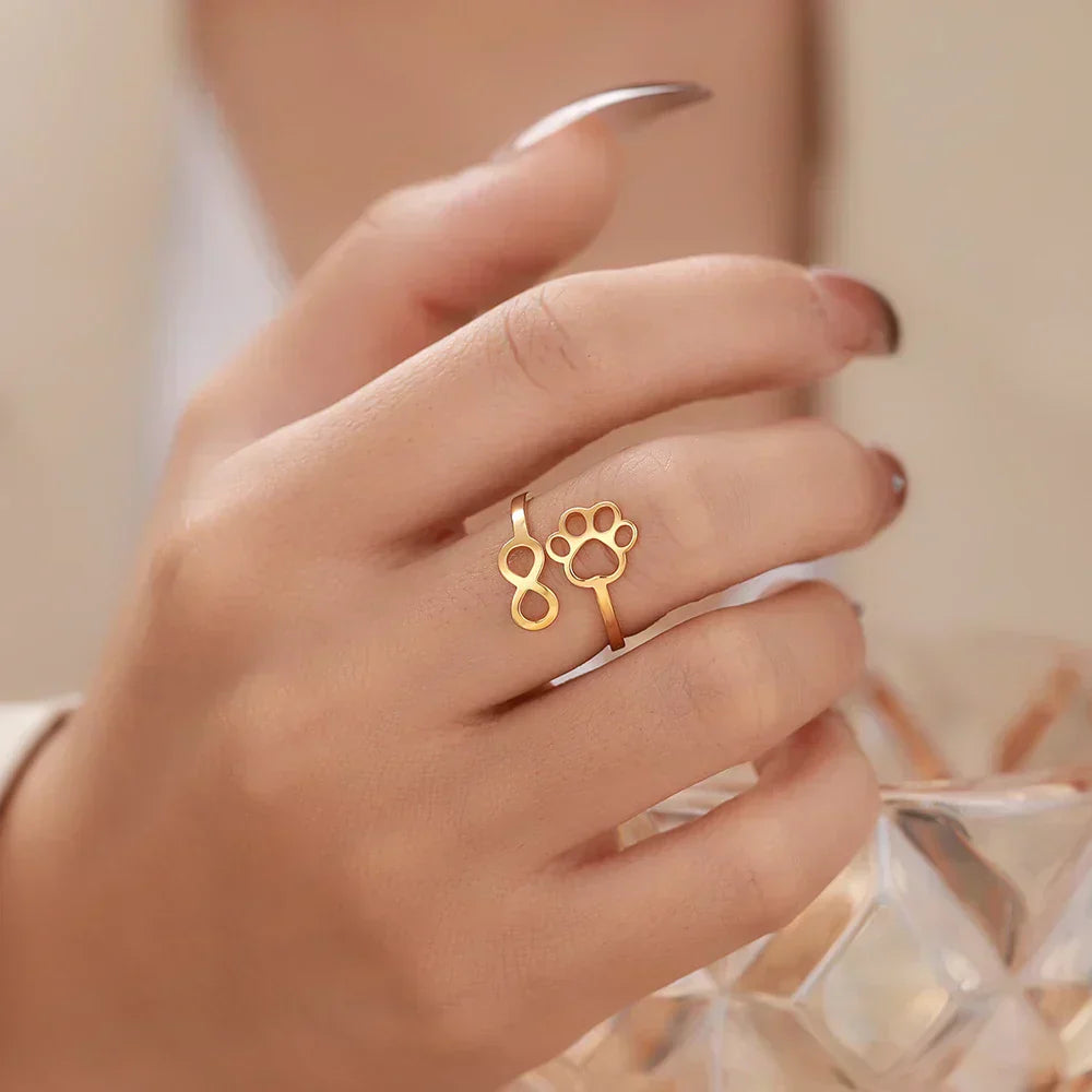 Chloe - Adjustable Infinity Paws Made of Silver and Gold