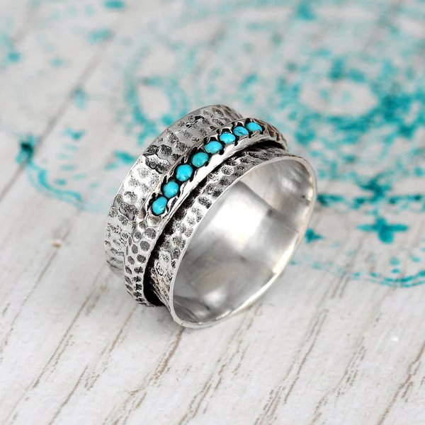 Elegant Hammered Silver Plated Turquoise Spinner Ring