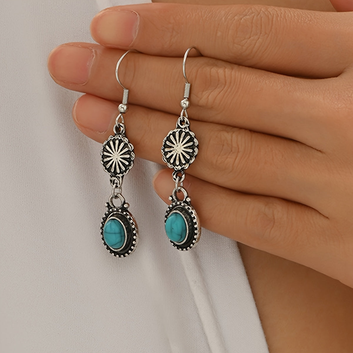 & Silver Floral Necklace and Bracelet Set