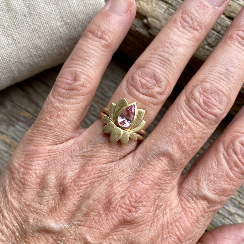 Pink Zirconia Inlay Lotus Flower Ring Set