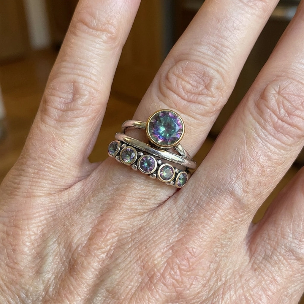 Artistic Cubic Zirconia Inlaid Ring